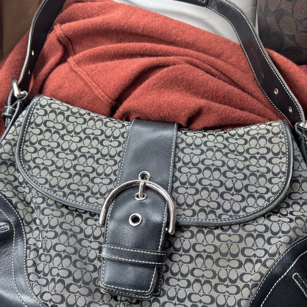 Coach Black and Cream Patterned Shoulder Bag